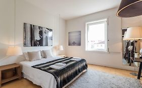 FLH Chiado Design Flat